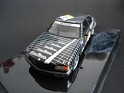 1:43 Autoart Mercedes Benz 500 1989 Black W/Silver Stripes. Subida por indexqwest
